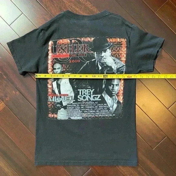 Usher 2010 OMG Concert Tour  Graphic Print Band T-shirt Black Size Small - Picture 14 of 16